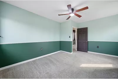 4575 Boomer Road, Green Township, OH 45247 - Photo 32