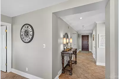 900 Adams Crossing #6800, Cincinnati, OH 45202 - Photo 14