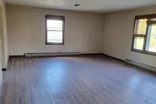 811 N High St, Hillsboro, OH 45133 - Photo 6