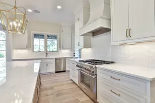 7556 Shawnee Run Rd, Madeira, OH 45243 - Photo 14