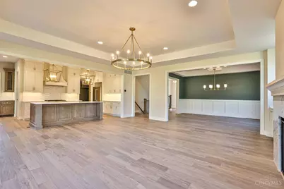 7556 Shawnee Run Road, Madeira, OH 45243 - Photo 8