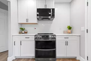 5696 Biscayne Ave, Green Township, OH 45248 - Photo 14