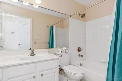 7668 Lake Pointe, Hamilton Township, OH 45039 - Photo 12