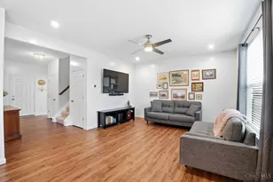 1607 Kilbarron Dr, Hamilton Township, OH 45152 - Photo 8