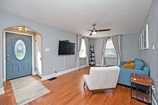 5154 Leona Dr, Green Township, OH 45238 - Photo 8