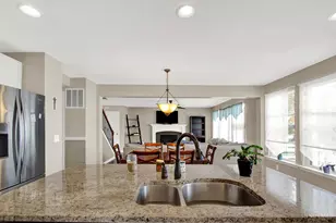 2140 Crossridge Dr, Batavia Township, OH 45103 - Photo 12