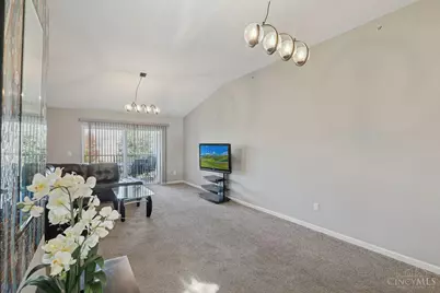 6807 Cloudscape Way, Hamilton Township, OH 45039 - Photo 8