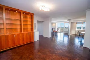 2444 Madison Rd, Cincinnati, OH 45208 - Photo 2