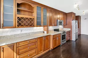 2444 Madison Rd, Cincinnati, OH 45208 - Photo 12