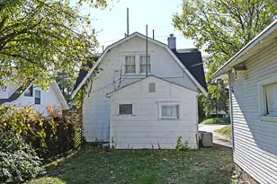 221 E Siebenthaler Ave, Dayton, OH 45405 - Photo 10