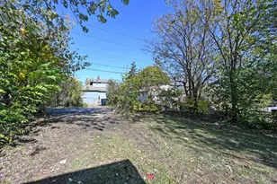 221 E Siebenthaler Ave, Dayton, OH 45405 - Photo 8