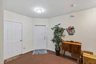 815 Neeb Rd, Delhi Township, OH 45233 - Photo 4