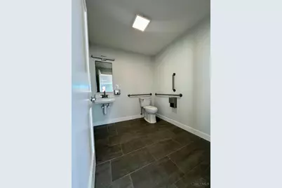 4024 Hamilton Avenue, Cincinnati, OH 45223 - Photo 6