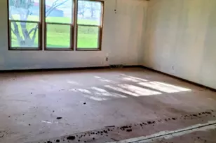 9027 Blazer Rd, Paint Township, OH 45123 - Photo 4