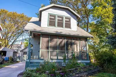 450 Lloyd Place, Cincinnati, OH 45219 - Photo 1