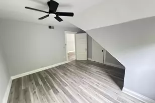 3846 Reading Rd, Cincinnati, OH 45229 - Photo 18