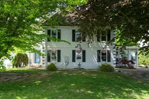 134 Chillicothe Ave, Hillsboro, OH 45133 - Photo 1