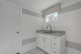 8705 Quietwood Ln, Miami Township, OH 45002 - Photo 44