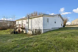 618 Maple St, West Union, OH 45693 - Photo 22