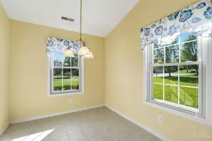 2571 Vinny Dr, Middletown, OH 45044 - Photo 14