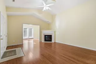 2571 Vinny Dr, Middletown, OH 45044 - Photo 6