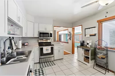 1631 Acreview Drive, Springfield Township, OH 45240 - Photo 20