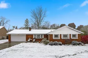 1631 Acreview Dr, Springfield Township, OH 45240 - Photo 1