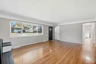 3699 Krierview Dr, Green Township, OH 45248 - Photo 4