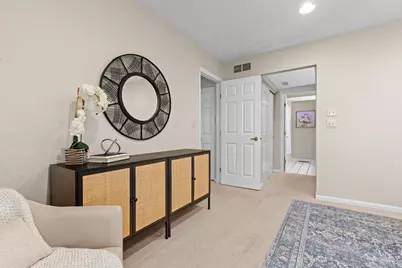 11724 Gable Glen Lane, Symmes Township, OH 45249 - Photo 18