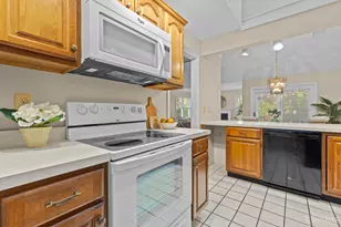 11724 Gable Glen Ln, Symmes Township, OH 45249 - Photo 10