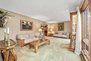 10900 Yorkway Ln, Montgomery, OH 45249 - Photo 4