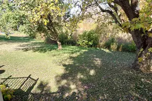 1202 Cross St, Madison Twp, OH 45123 - Photo 10