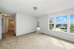 2710 Zoellners Way, Fairfield Township, OH 45011 - Photo 16