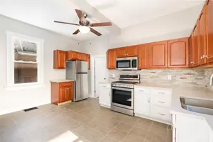 1421 Jefferson Ave, Reading, OH 45215 - Photo 12