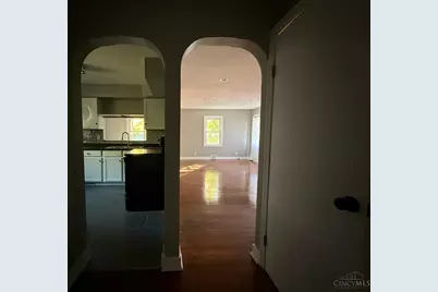 2340 Brokaw Avenue, Cincinnati, OH 45225 - Photo 8