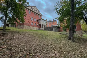 2304 Upland Pl, Cincinnati, OH 45206 - Photo 10