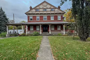 2304 Upland Pl, Cincinnati, OH 45206 - Photo 2