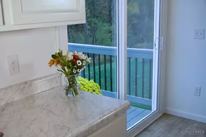 5750 Azra Court, Hamilton Township, OH 45152 - Photo 8