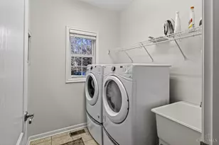 8022 Stonegate Dr, Anderson Township, OH 45255 - Photo 36