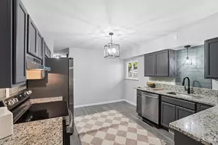 10110 Woodstock Dr, Woodlawn, OH 45215 - Photo 12