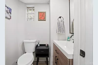 295 Dorchester Avenue, Cincinnati, OH 45219 - Photo 18