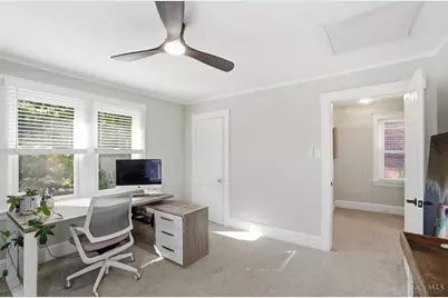 295 Dorchester Avenue, Cincinnati, OH 45219 - Photo 16