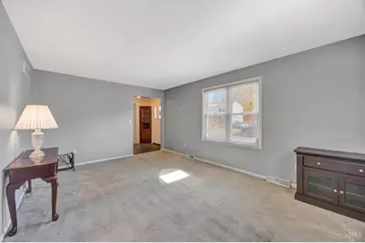 6855 Sayler Avenue, Cincinnati, OH 45233 - Photo 8