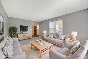 6855 Sayler Ave, Cincinnati, OH 45233 - Photo 4