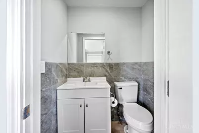 3565 Harvey Avenue, Cincinnati, OH 45229 - Photo 30