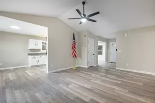 99 Waynoka Dr, Franklin Township, OH 45171 - Photo 4