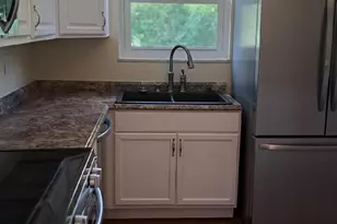 11685 Hamlet Rd, Forest Park, OH 45240 - Photo 8