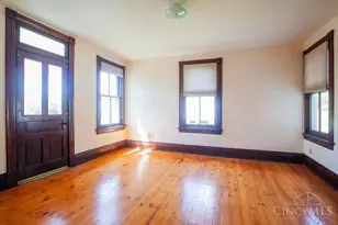 2067 Riverside Dr, Cincinnati, OH 45202 - Photo 12