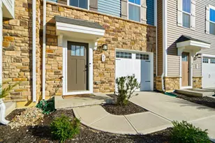 42 Wentworth Ln, Deer Park, OH 45236 - Photo 2