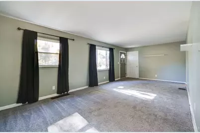 1370 Ross Hanover Road, Hamilton, OH 45013 - Photo 8